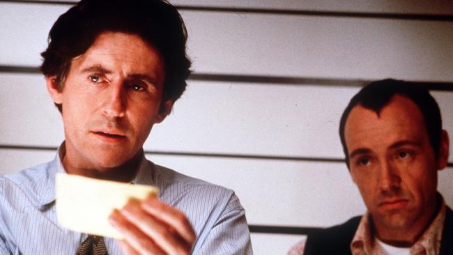 Gabriel Byrne (left) &amp; Kevin Spacey in The Usual Suspects.