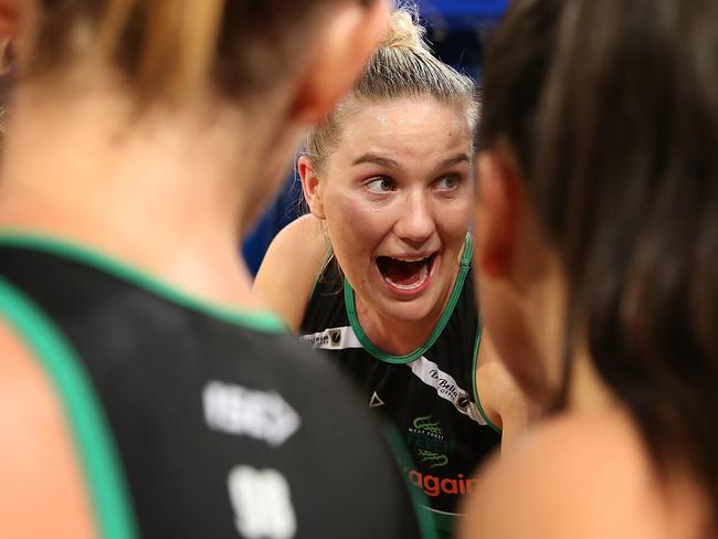 PERTH, AUSTRALIA - JULY 28: Courtney Bruce of the Fever addresses her team before taking to the court during the round 13 Super Netball match between the Fever and the Vixens at Perth Arena on July 28, 2018 in Perth, Australia.  (Photo by Paul Kane/Getty Images)