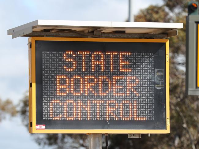 Pinnaroo to get some case studies around the Border restriction changes on the 13th august 2020.Victoria and South Australia border check point at Pinnaroo ,South Australia.  Pic Tait Schmaal.