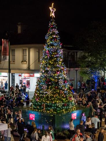 Christmas spirit twinkles for Light Up Camden | Daily Telegraph