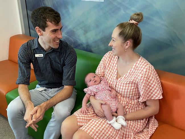 Mackay Base Hospital paediatric registrar Dr Shaun Cousen with new mum Tahlia Ruhle and four-week-old Ellidy. Photo: Zoe Devenport