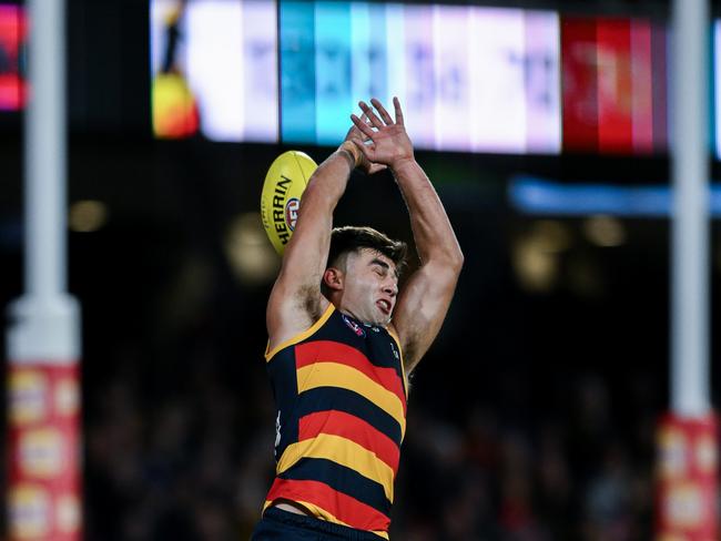 ADELAIDE, AUSTRALIA - APRIL 19:  Josh Rachele of the Crows misses a  mark  in front of goal  during the round six AFL match between Adelaide Crows and Essendon Bombers at Adelaide Oval, on April 19, 2024, in Adelaide, Australia. (Photo by Mark Brake/Getty Images)