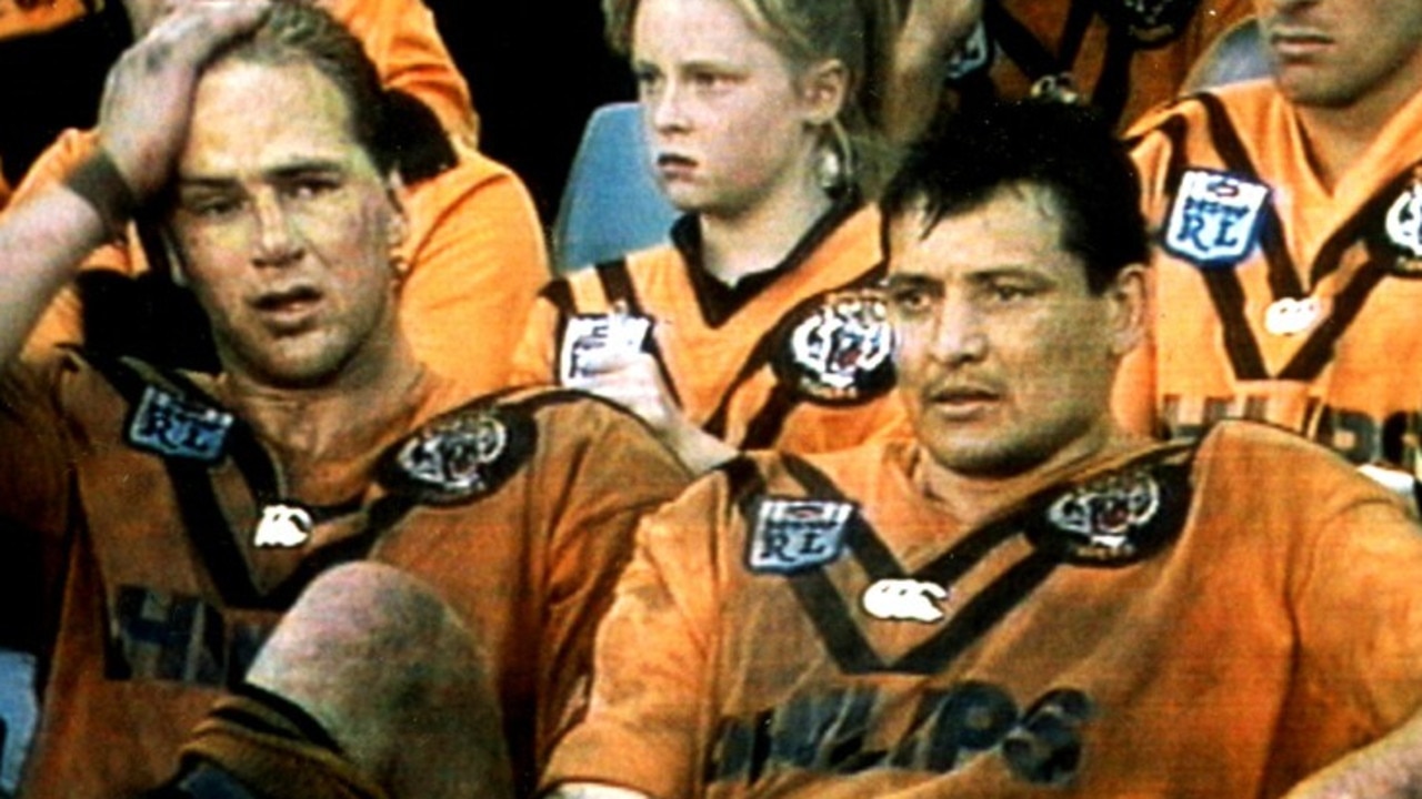 brug sætte ild Fra NRL 2020: Steve Roach, Canberra Raiders beat Balmain Tigers 1989 Grand  Final, Matty Johns