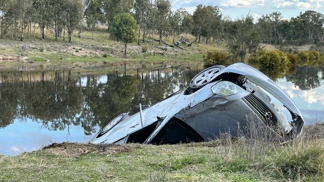 A reportedly stolen car has been pulled from Leslie Dam in a rescue operation on Wednesday afternoon. Picture: Madison Mifsud-Ure / Warwick Daily News