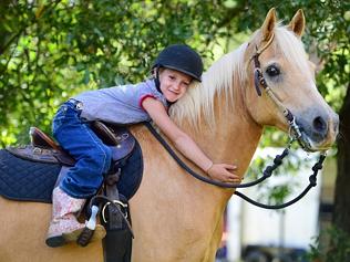 Tolmie Sports Day | The Weekly Times