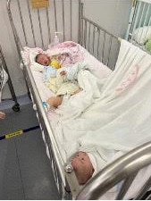 Babies in a Shanghai Covid hospital (source: Weibo)