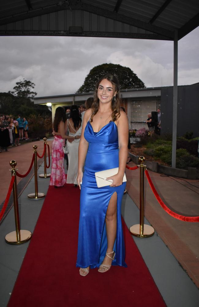 Students arrive at Noosa District State High School formal.