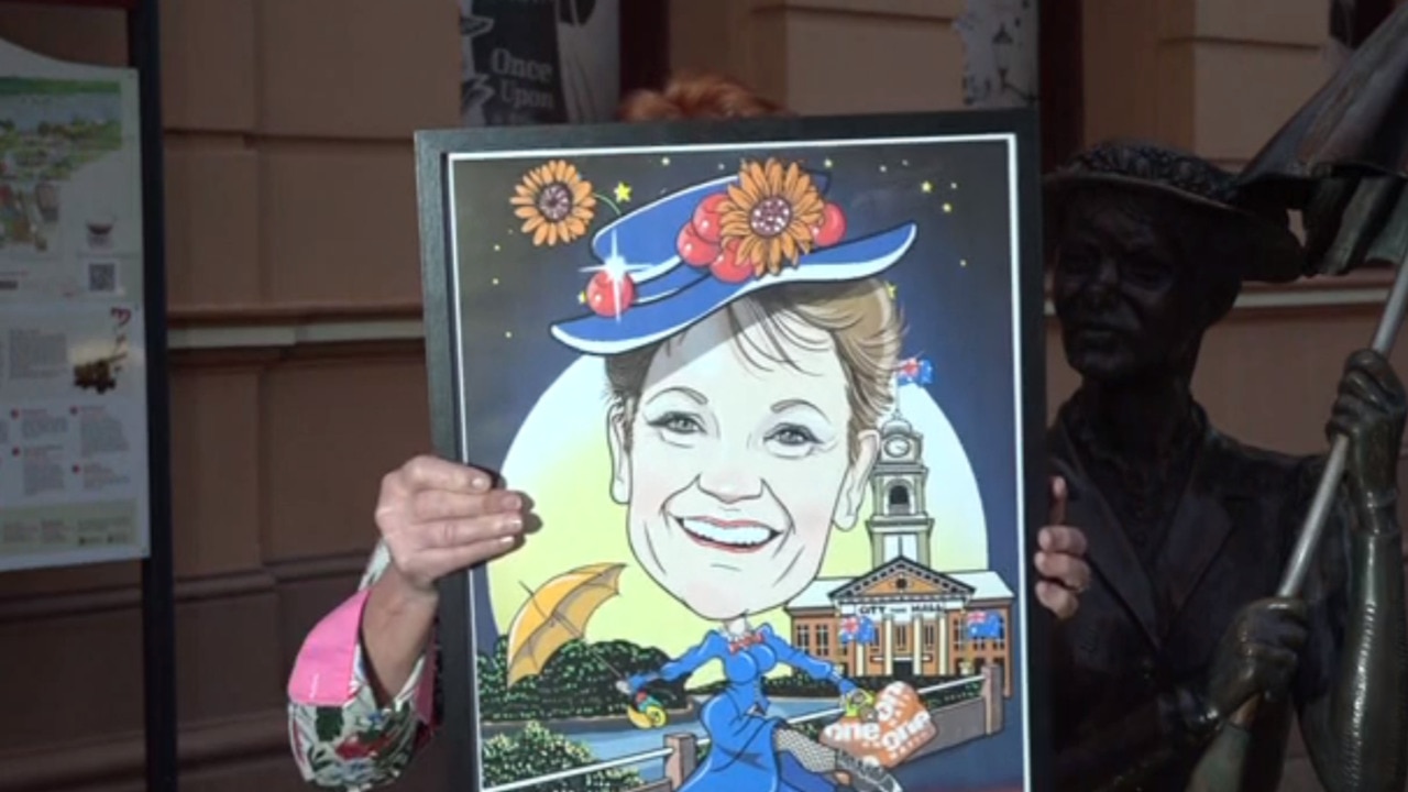 ‘My own Merry Poppins’: Pauline Hanson reveals new artwork