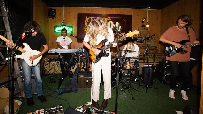 Sugar Mountain Festival 2017. The Belligerents pre-loading in and out in time to play the main stage.