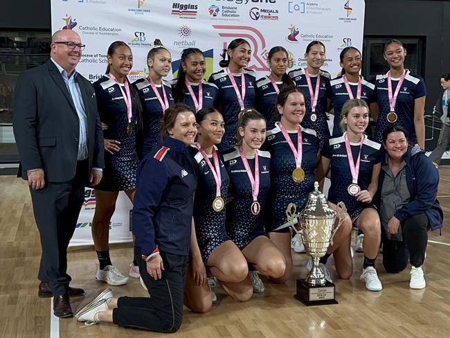 Canterbury College win QISSN division 1 girls 2023. L-R top: Principal Daniel Walker, Jayda Penitani, Aaliyah Frescon-Sheppard, Ainslee-Alyssa Iva, Kaitlyn-Jean Iva, Julianna Tamala, Harmony O, Jasmine Fidow, Kaylee Tamala. L-R bottom: Assistant coach Erin Byrnes, Siana Matavalea, Holly Comyns, Tia Crombie, Zoe Battaglene-Sharpe, coach Deanne Hamilton