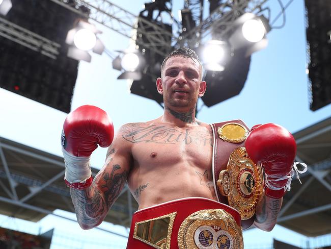 Former champion boxer Damien Hooper back in custody