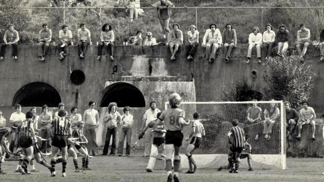 A photo of hockey played in Primrose Park in the 1970s