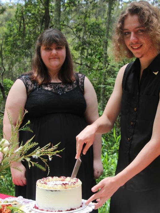 Cutting the cake – Abigail Satchwell and Will Morrall​