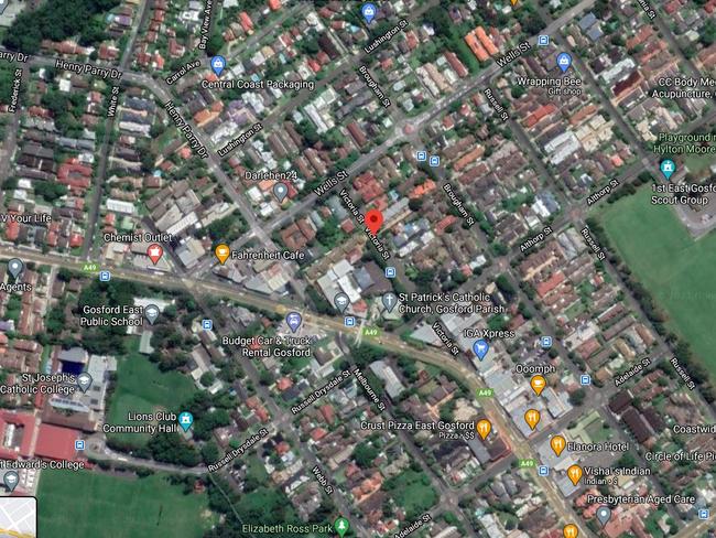 Picture of Victoria St, East Gosford  where  police are looking for the driver who failed to stop after a crash which left a trail of destruction. Source: Google Maps