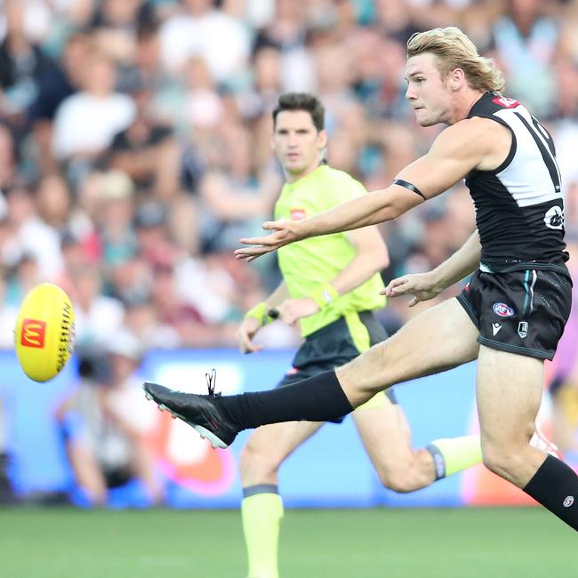 Jason Horne-Francis on the burst during his Port Adelaide debut.