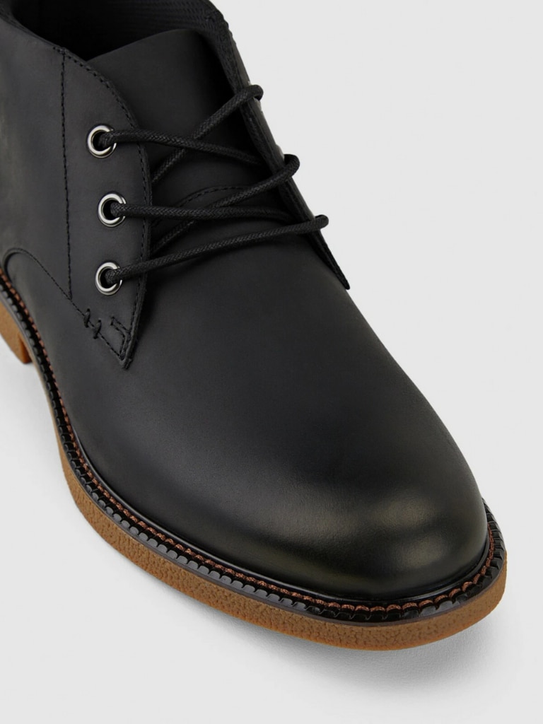 Michigan Boots in black rub. Image: Hush Puppies.