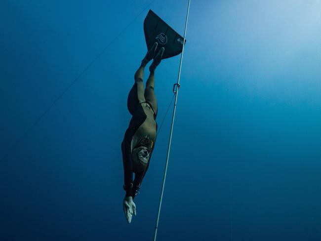 Natalia Molchanova dead? World’s best free diver yet to surface | Gold ...