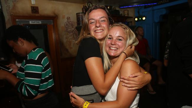 PJ O'BRIEN'S: Dominique Raabe and Marie Reuss