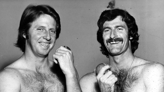 Fast bowlers Jeff Thomson and Dennis Lillee holding cricket balls. picNews/Limited.