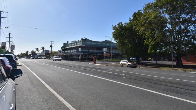 The intersection of Denison and William streets, with an active railway line running through the middle.