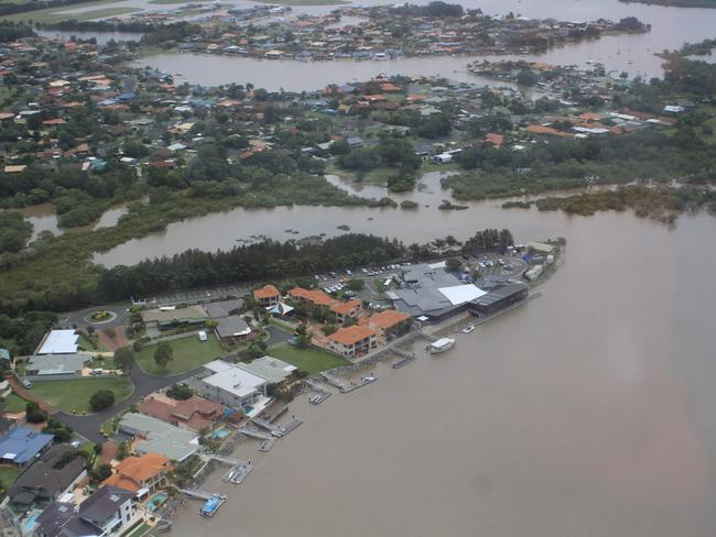 Yamba Shores Tavern lost their pontoon in the last flood and it looks like the new one is holding up. Photo: DEBRAH NOVAK/The Daily Examiner.