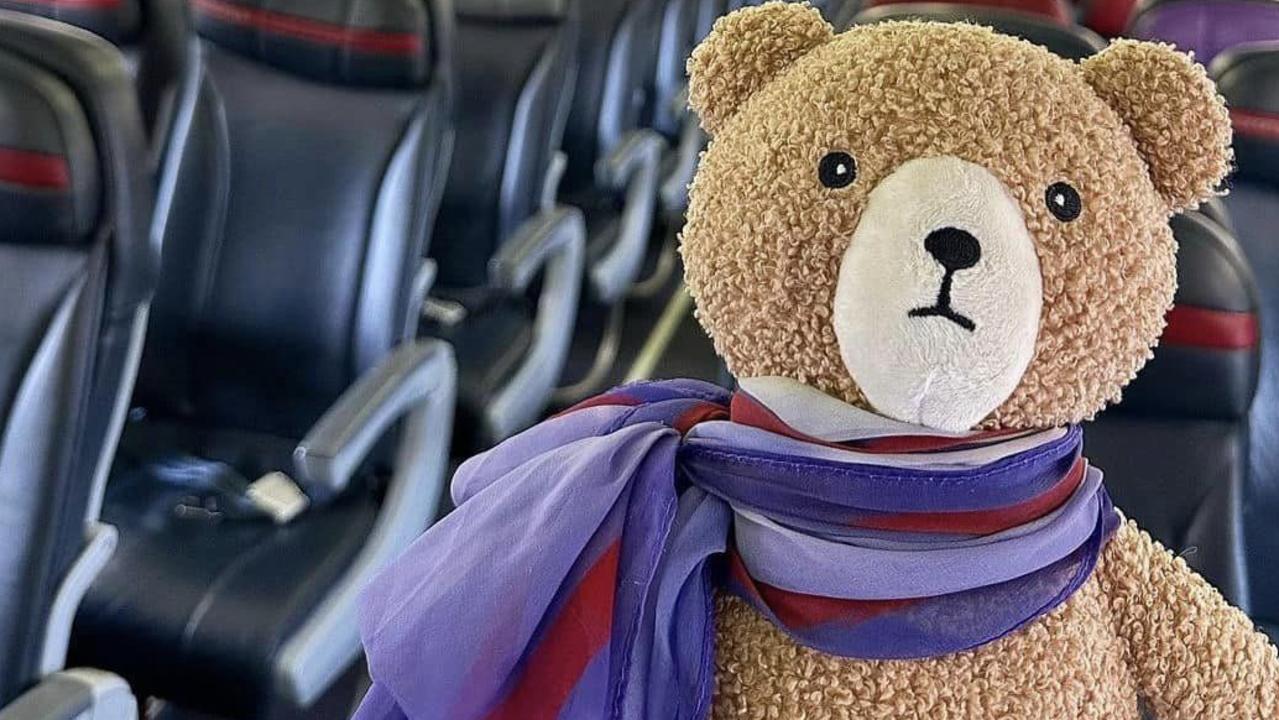 Virgin Australia reunites little boy with lost teddy bear | news.com.au ...