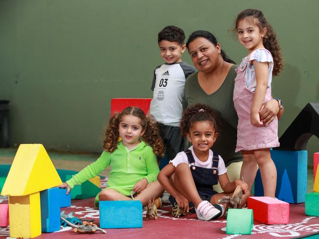 **Embargoed please speak to Nicola Gibson on the pictured desk**Sadaf Azhar, with Leah Boutros, 2, Khaled Baghdadi, 3,  Catherine Jabbour, 3, and Jenan Samara, 4, at Bankstown Tafe, today.She is studying a Certificate 3 in early childhood.Picture:Justin Lloyd