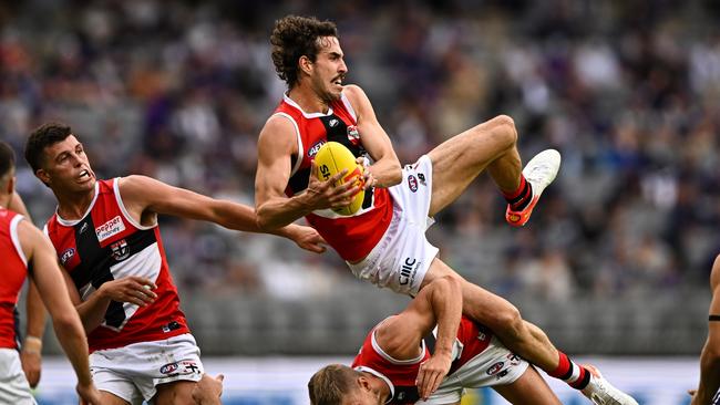 Max King crashes the pack. Picture: Daniel CarsonAFL Photos