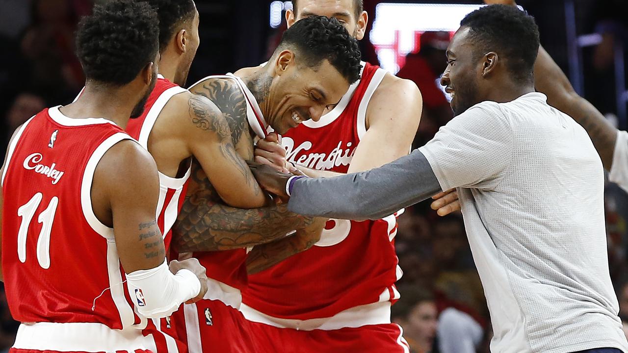 Memphis Grizzlies forward Matt Barnes celebrates hitting the game winning three point shot against the Detroit Pistons in the second half of an NBA basketball game Wednesday, Dec. 9, 2015 in Auburn Hills, Mich. Memphis won 93-92. (AP Photo/Paul Sancya)