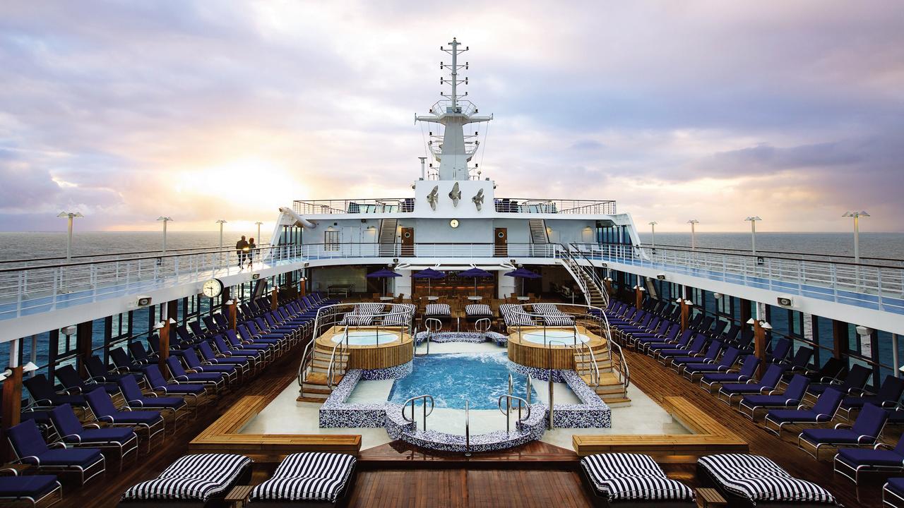 Oceania Cruises’ Regatta ship sails into Darwin Harbour NT News