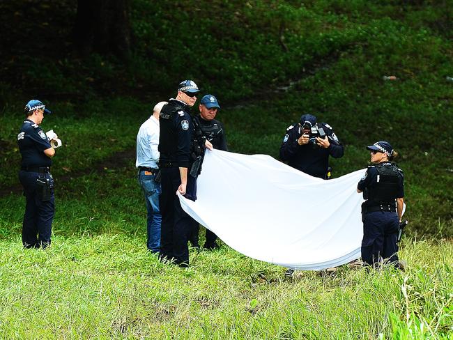 Two bodies have been discovered in a stormwater drain in Aitkenvale, Townsville.  Picture: Zak Simmonds