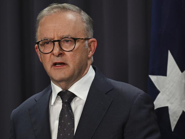 CANBERRA, AUSTRALIA, NewsWire Photos. APRIL 13, 2024: The Prime Minister, Anthony Albanese, and the AFP Commissioner, Reece Kershaw hold a press conference about the Bondi Massacre at Parliament House in Canberra. Picture: NCA NewsWire / Martin Ollman