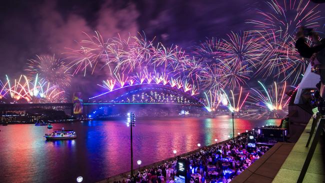 SYDNEY, AUSTRALIA - NCA NewsWire Photos - Sunday, 31 December, 2023:SYDNEY NEW YEARS EVE 2023Midnight fireworks at Sydney Opera House. Picture: NCA NewsWire  / Monique Harmer