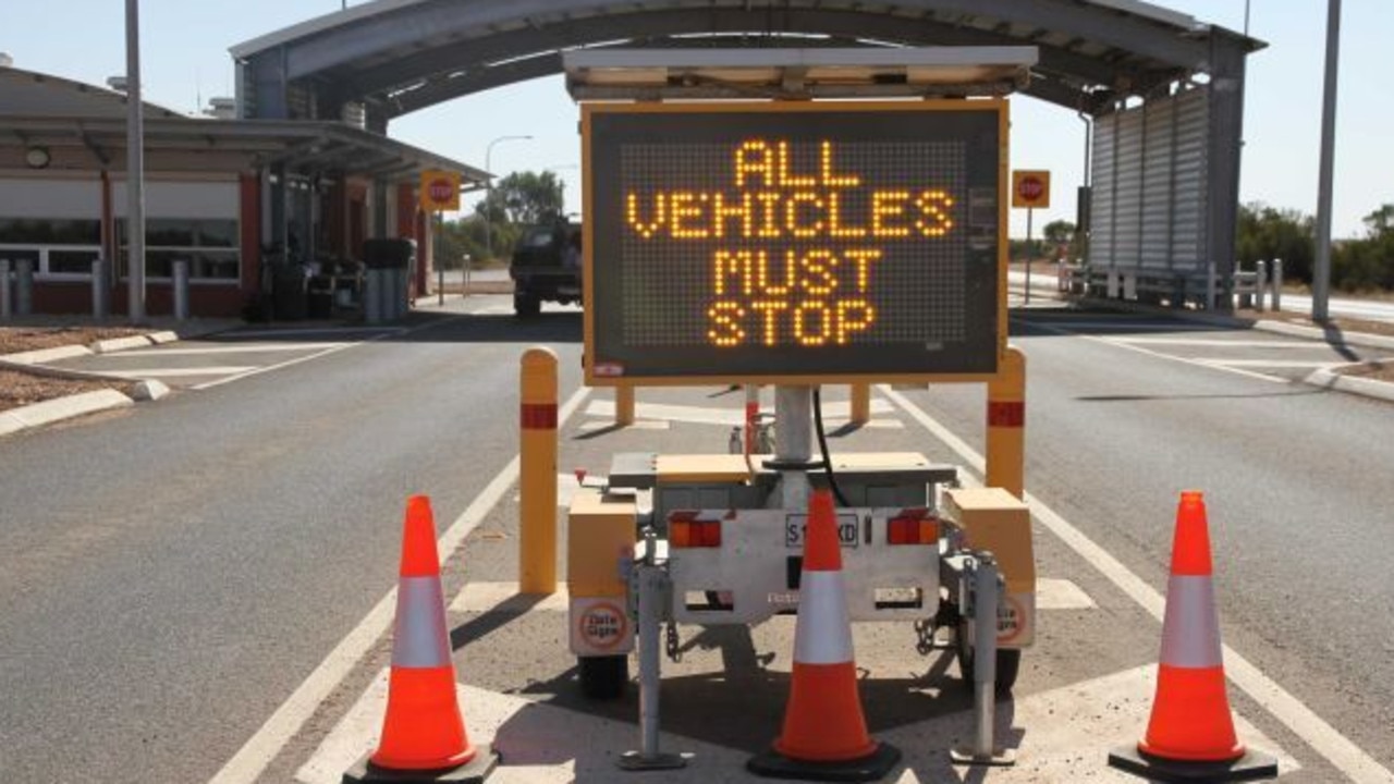 Police will stop vehicles from entering the state. Picture: ABC/Facebook