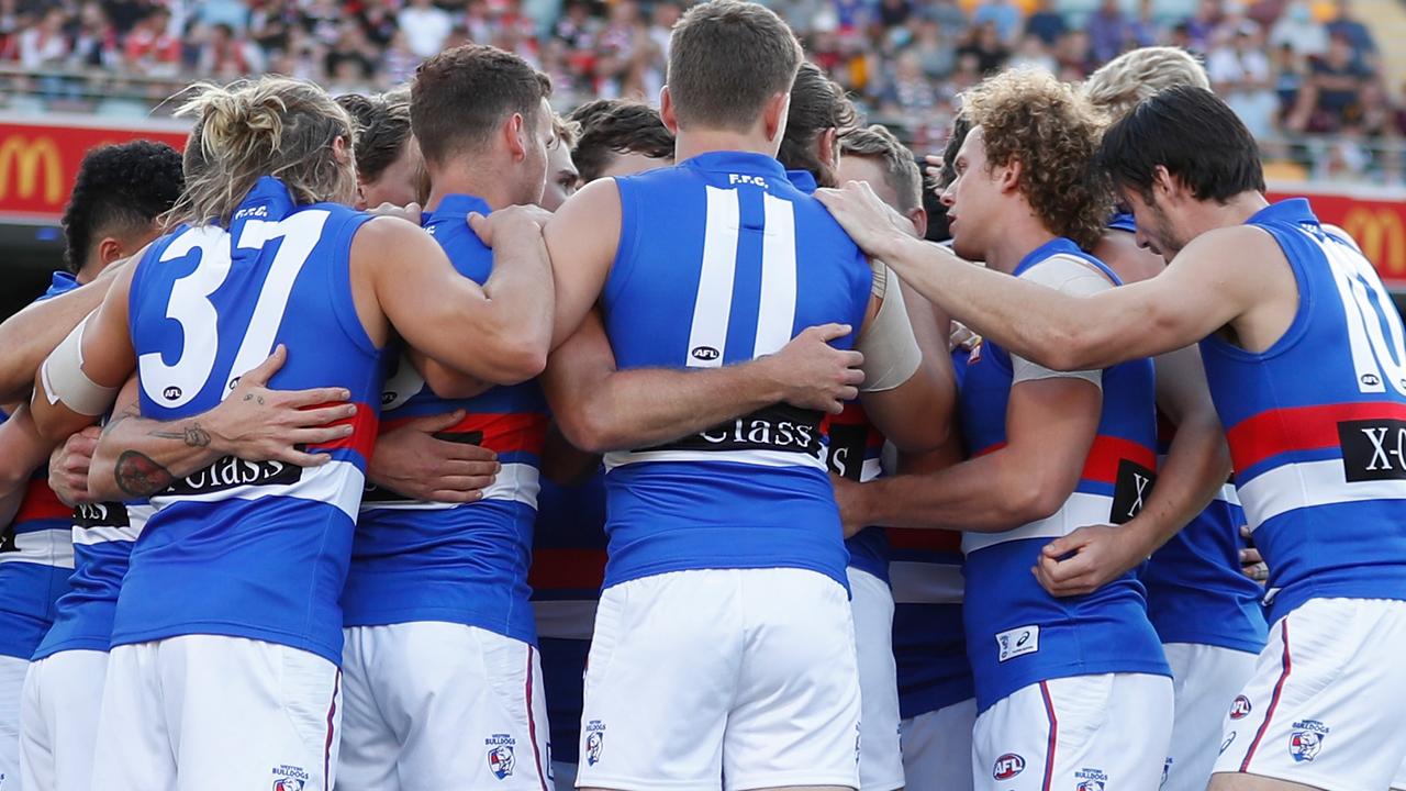 Afl 2020 Jack Higgins Partner Tenisha Crook Slams Partying Western Bulldogs In Viral Instagram Post Herald Sun