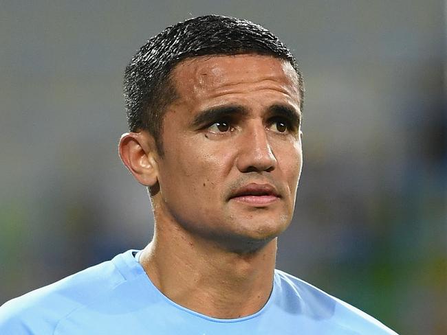 MELBOURNE, AUSTRALIA - NOVEMBER 03:  Tim Cahill of the City walks back to the bench after rolling his ankle during the round five A-League match between Melbourne City FC and Sydney FC at AAMI Park on November 3, 2017 in Melbourne, Australia.  (Photo by Quinn Rooney/Getty Images)