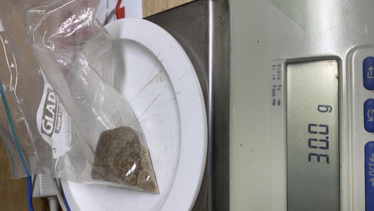 TOWNSVILLE, June 18, 2020: Operation Mackay Broadus – Central Queensland police located and seized drugs, money and weapons after they raided properties during a protracted drug and property crime investigation last week.