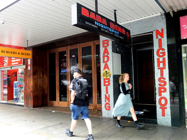 The main strip and parts of Darlinghurst Rd remain sluggish after lockouts and COVID. Picture: NCA NewsWire/Jeremy Piper