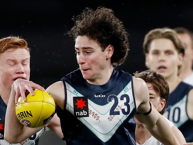 MELBOURNE, AUSTRALIA - SEPTEMBER 22: Elijah Tsatas of Victoria Metro in action during the 2022 U18 Championships match between Vic Metro and Vic Country at Marvel Stadium on September 22, 2022 in Melbourne, Australia. (Photo by Dylan Burns/AFL Photos via Getty Images)