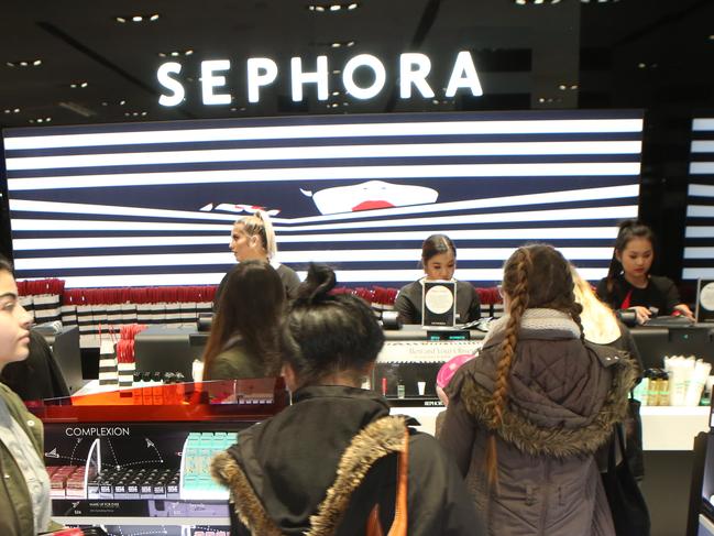 Pictures from the opening of the new Sephora store at Macarthur Square.