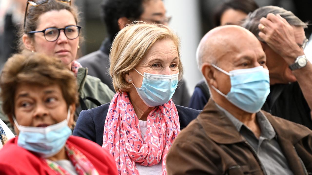 People are back to wearing face masks in central Brisbane as Covid infections and hospitalisations are on the rise. Picture: NCA NewsWire / Dan Peled