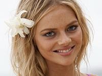 First dates: Bree and Samara Weaving. Supplied by Channel Seven