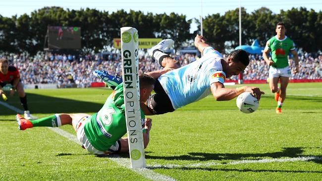 Ronaldo Mulitalo scores a try for the Sharks. Picture: Getty Images