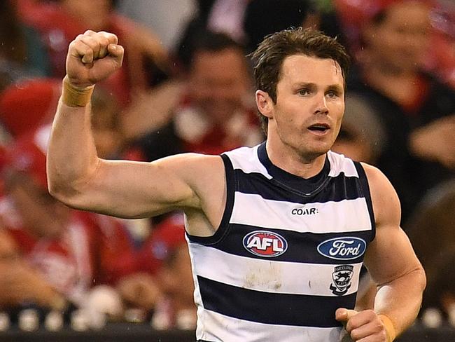 Patrick Dangerfield of the Cats is seen in action during the second semi-final between the Geelong Cats and the Sydney Swans at MCG in Melbourne, Friday, September 15, 2017. (AAP Image/Julian Smith) NO ARCHIVING, EDITORIAL USE ONLY