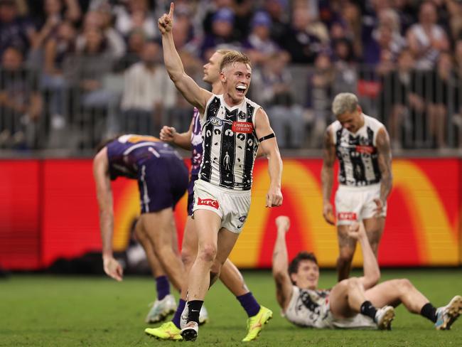 PERTH, AUSTRALIA – MAY 24: Joe Richards of the Magpies celebrates a goal during the round 11 AFL match between Walyalup (the Fremantle Dockers) and Collingwood Magpies at Optus Stadium, on May 24, 2024, in Perth, Australia. (Photo by Paul Kane/Getty Images)