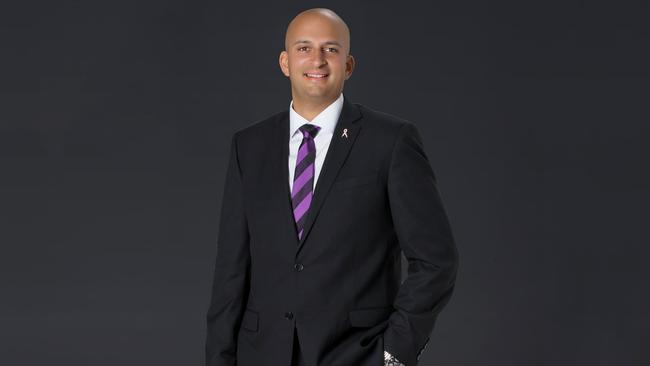 Bayside Leader RE headshot, Noel Susay, Buxton Real Estate Hampton East