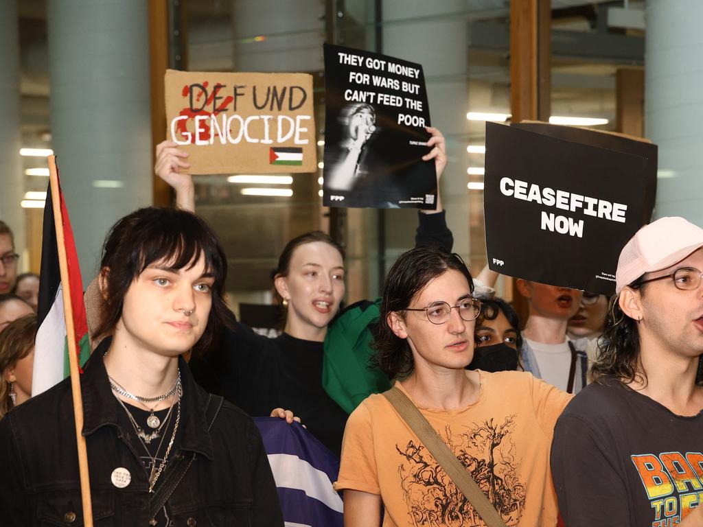 Pro-Palestinian protesters stormed the UQ calling for an open meeting with the Vice Chancellor. Picture: David Clark