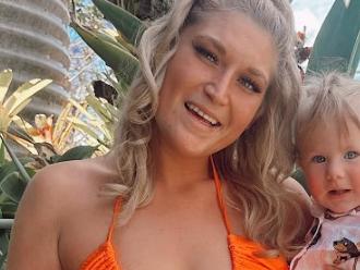 Single mum Maddi Hambly, 27, fights for life in hospital after she was involved in a terrifying car crash. Picture: Facebook