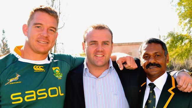 Andy Marinos, centre, in 2009 with Springboks captain John Smit and coach Peter de Villiers