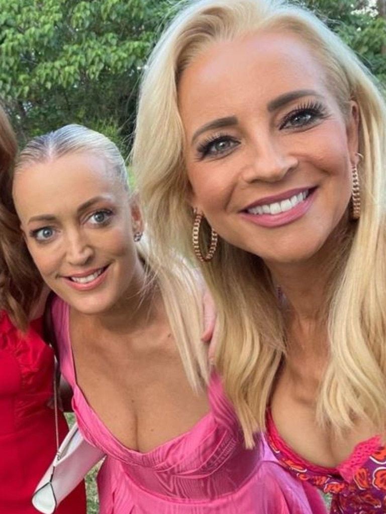 Carrie and Jackie are good mates! Picture: Instagram/CarrieBickmore